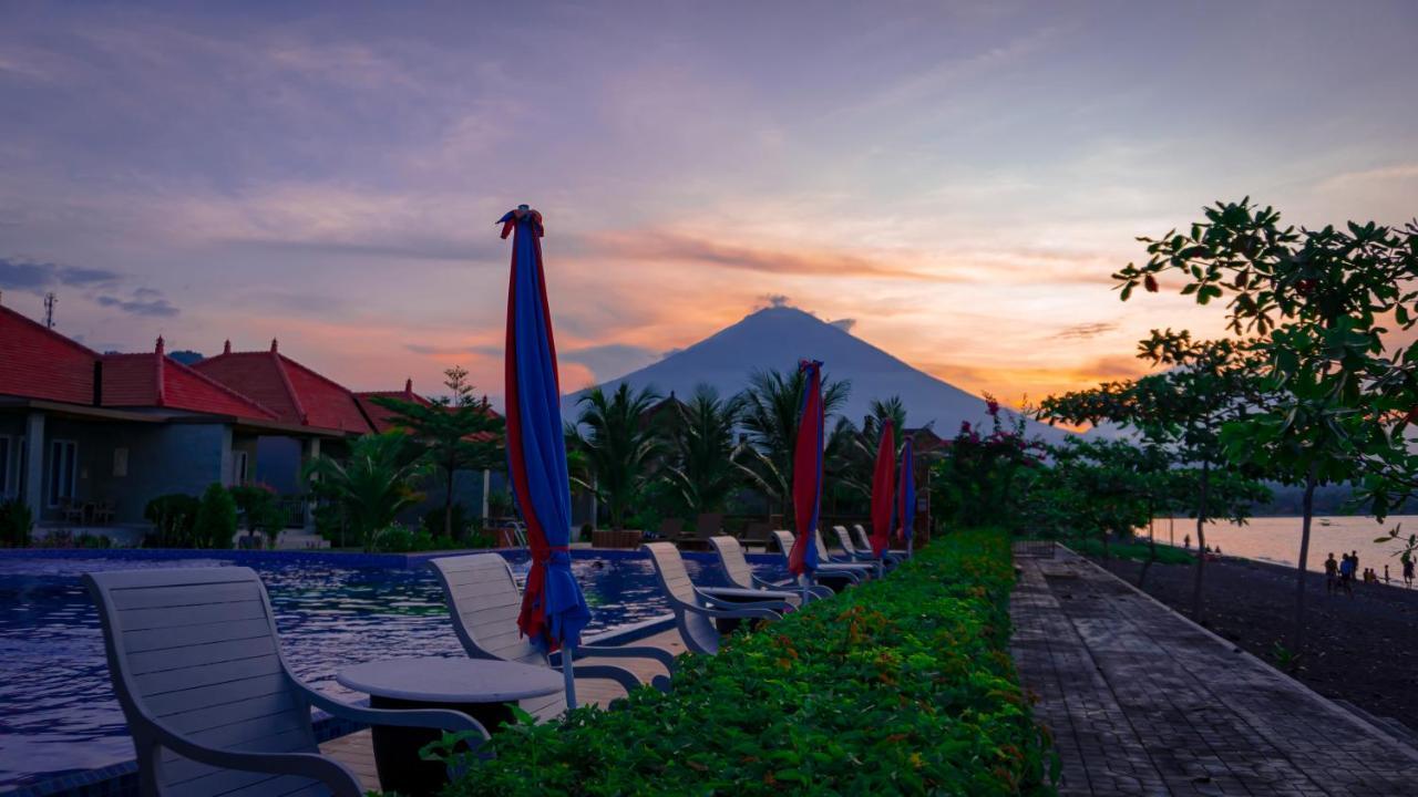 Seamount Hotel Amed Buitenkant foto