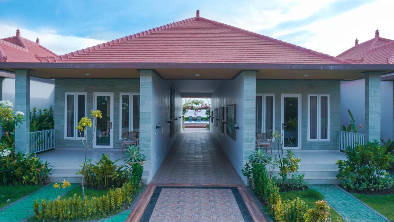Seamount Hotel Amed Buitenkant foto